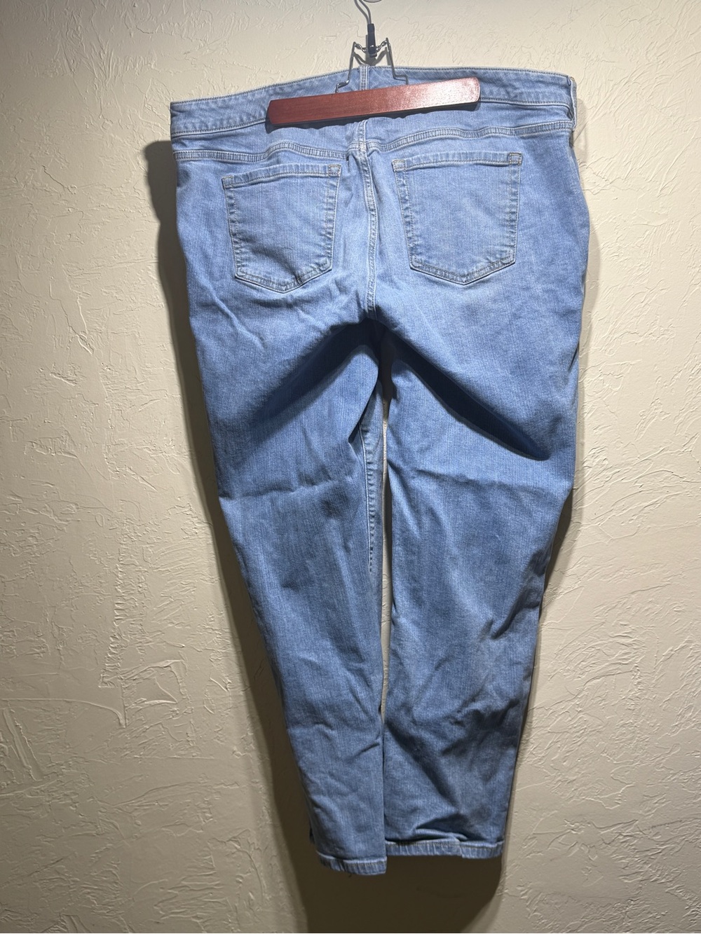 Torrid “Perfect Boyfriend Ankle” Vintage Stretch Jeans Size 18R **READ** - Picture 2 of 6